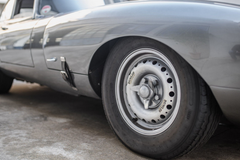 1963 Jaguar Type E Série 1 3,8L coupé préparation "lightweight"