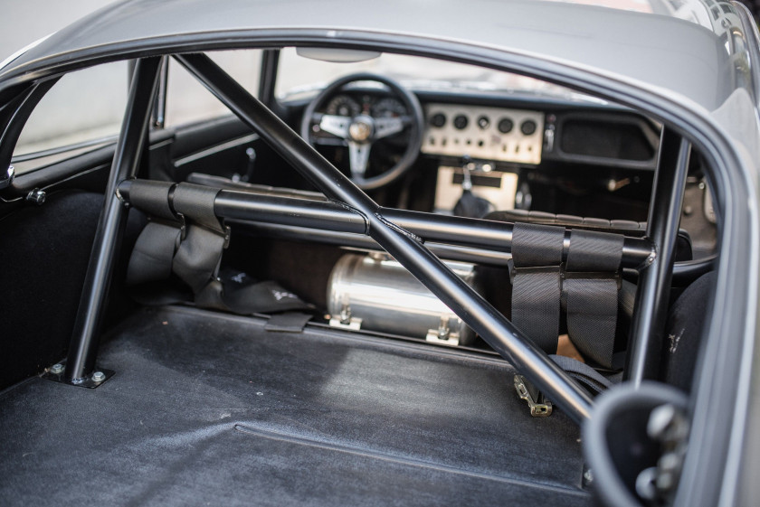 1963 Jaguar Type E Série 1 3,8L coupé préparation "lightweight"