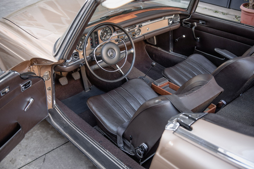 1968 Mercedes-Benz 280 SL