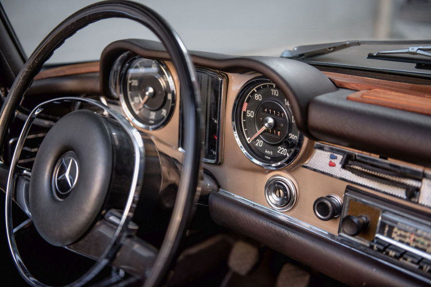 1968 Mercedes-Benz 280 SL