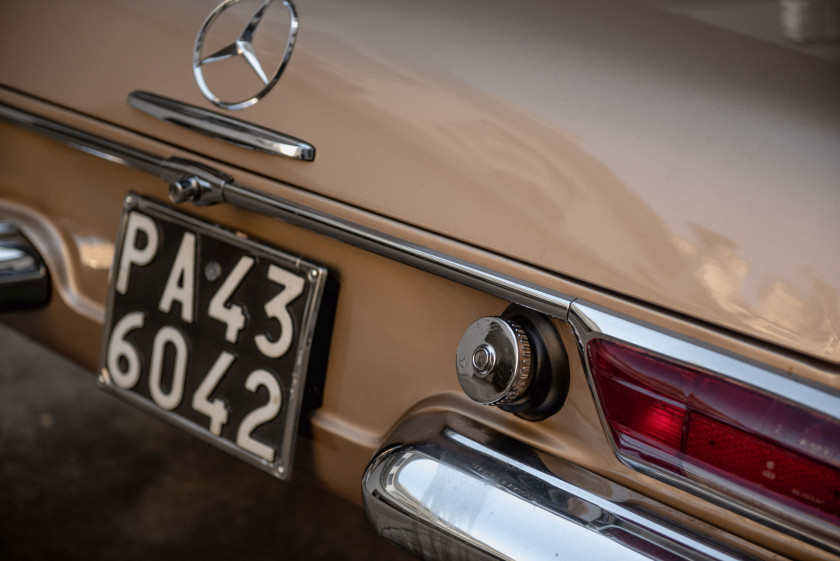 1968 Mercedes-Benz 280 SL