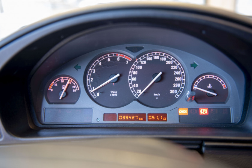 1990 BMW 850i  No reserve