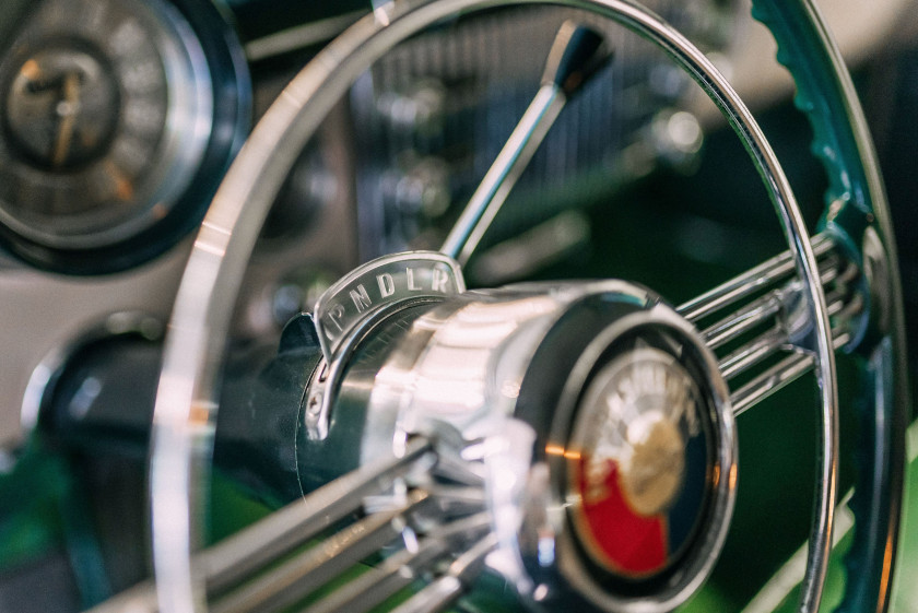 1953 Buick Roadmaster break "woody"  No reserve