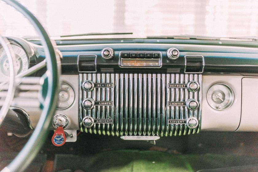 1953 Buick Roadmaster break "woody"  No reserve