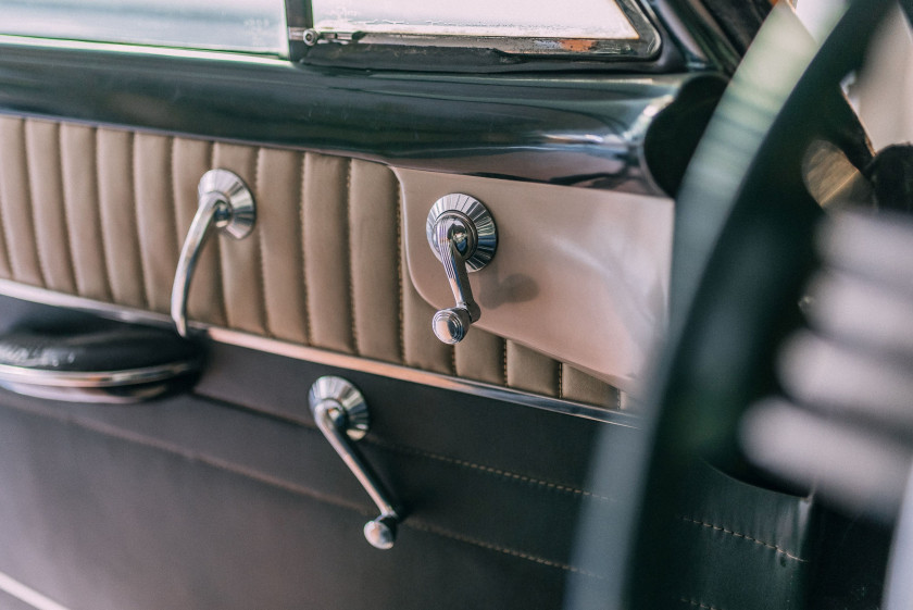 1953 Buick Roadmaster break "woody"  No reserve