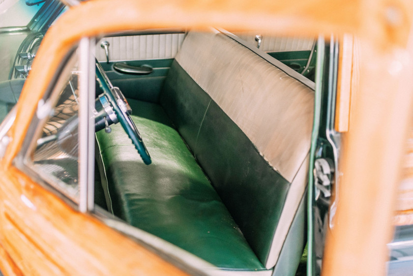 1953 Buick Roadmaster break "woody"  No reserve