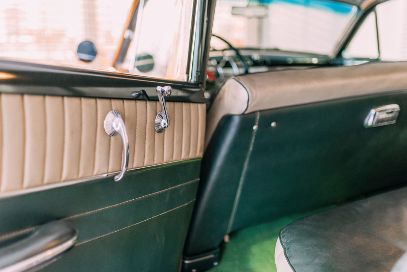 1953 Buick Roadmaster break "woody"  No reserve