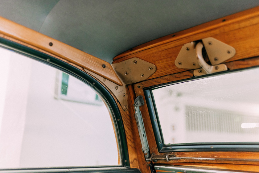 1953 Buick Roadmaster break "woody"  No reserve