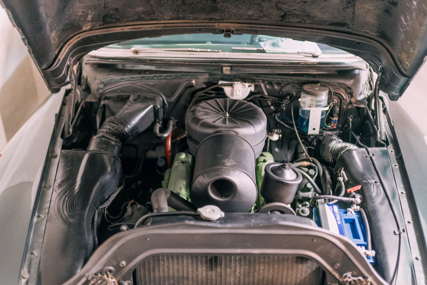 1953 Buick Roadmaster break "woody"  No reserve