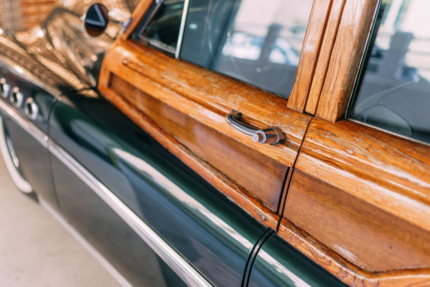 1953 Buick Roadmaster break "woody"  No reserve