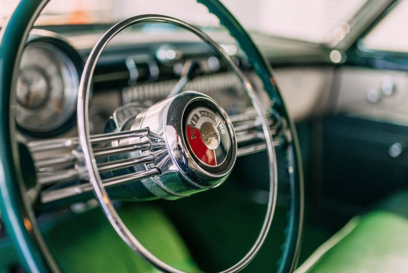 1953 Buick Roadmaster break "woody"  No reserve