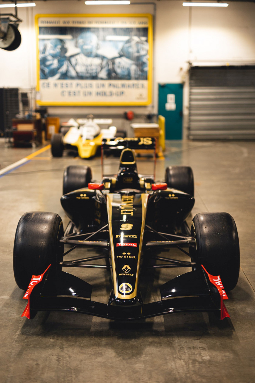 Circa 2011 Renault F1 R31 Show Car