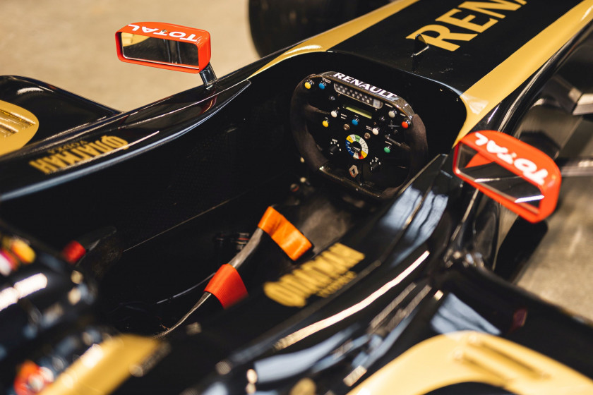 Circa 2011 Renault F1 R31 Show Car