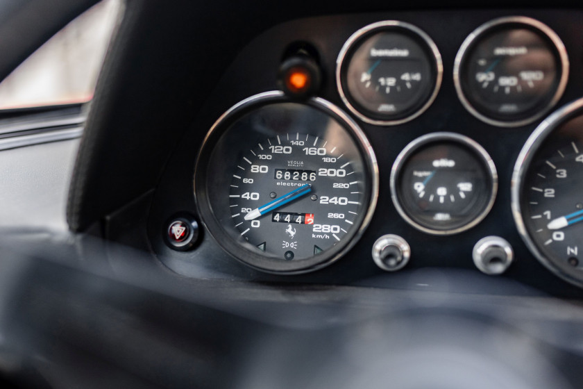 1981 Ferrari 208 GTB par Pininfarina  No reserve