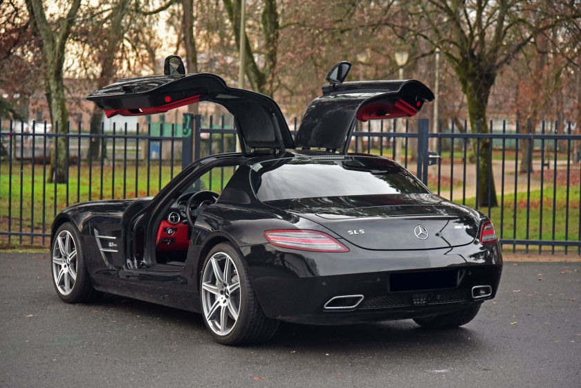 2010 Mercedes-Benz SLS AMG Coupé