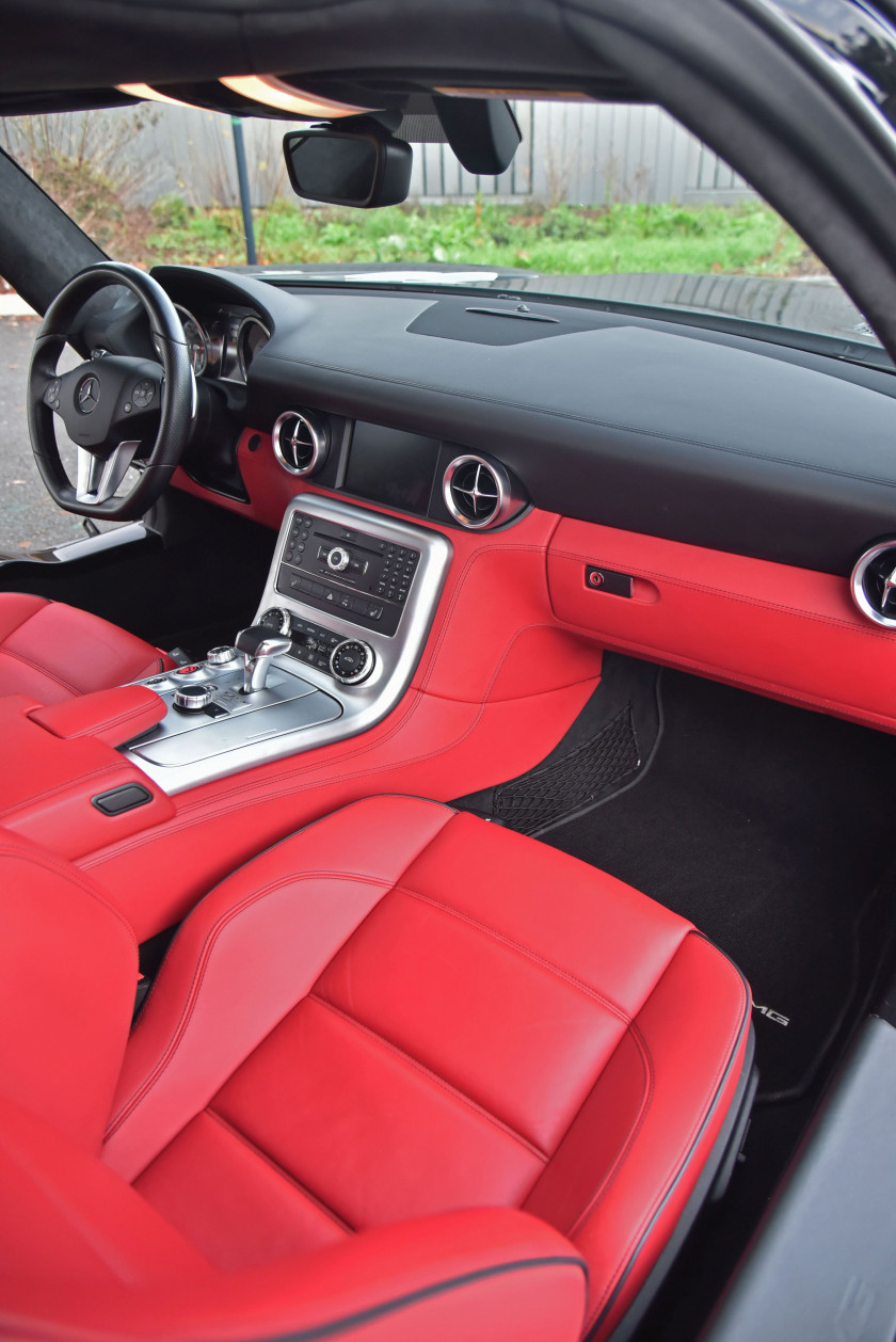 2010 Mercedes-Benz SLS AMG Coupé