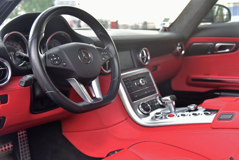 2010 Mercedes-Benz SLS AMG Coupé