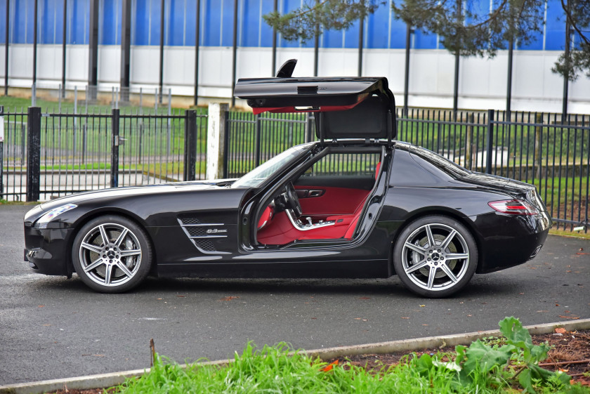2010 Mercedes-Benz SLS AMG Coupé