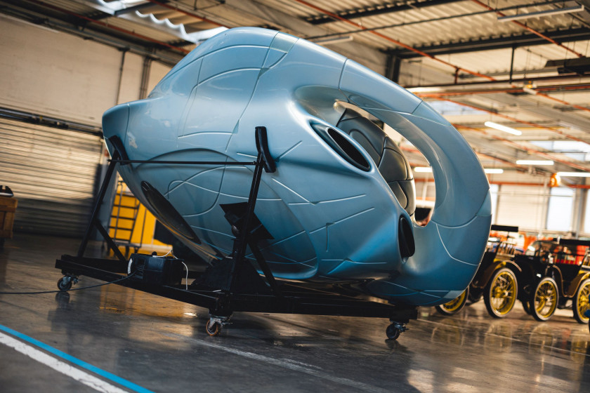 " 2328 " Reinastella soucoupe volante