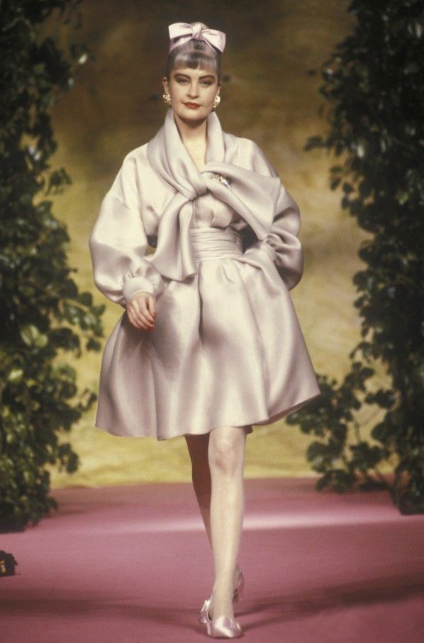 CHRISTIAN LACROIX Haute Couture - Printemps-Été 1990