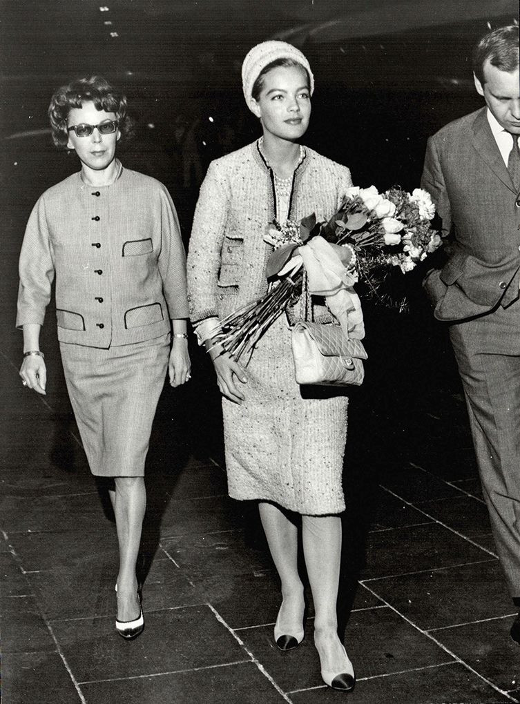 CHANEL Haute Couture - 1961  Haute couture - 1961