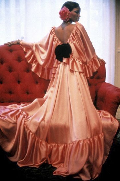 YVES SAINT LAURENT Haute Couture - Hiver 1978/79