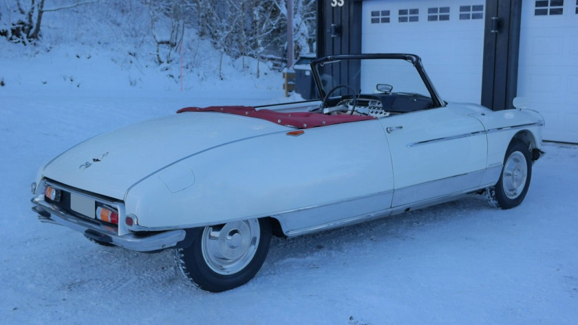 ¤ 1962 Citroën DS 19 Cabriolet " Le Caddy " par Chapron