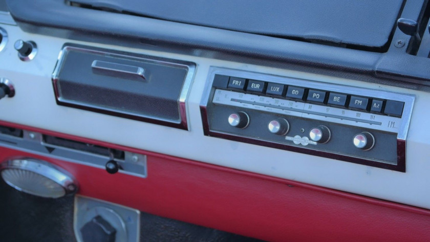 ¤ 1962 Citroën DS 19 Cabriolet " Le Caddy " par Chapron