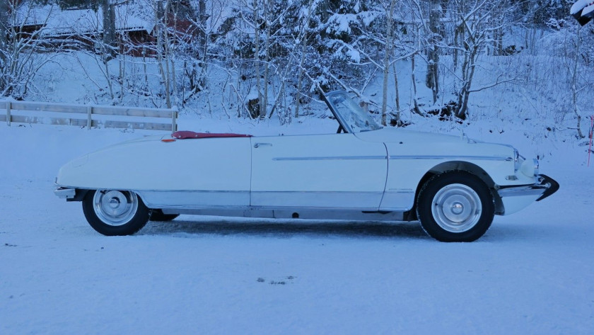 ¤ 1962 Citroën DS 19 Cabriolet " Le Caddy " par Chapron