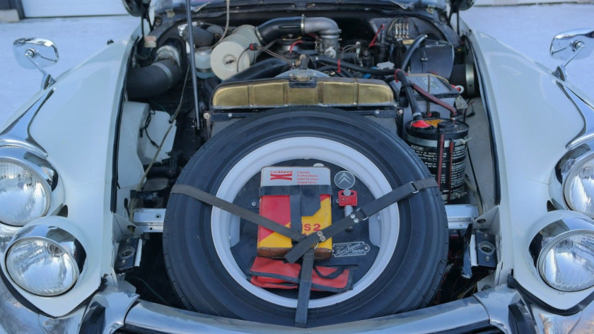 ¤ 1962 Citroën DS 19 Cabriolet " Le Caddy " par Chapron