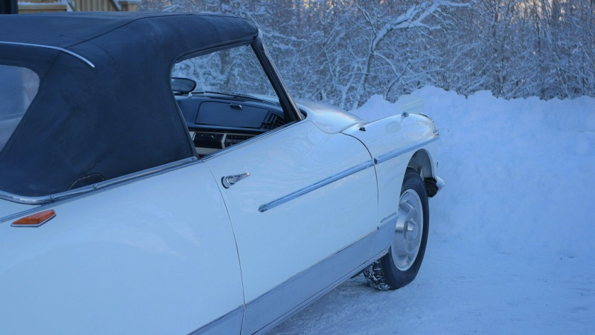 ¤ 1962 Citroën DS 19 Cabriolet " Le Caddy " par Chapron
