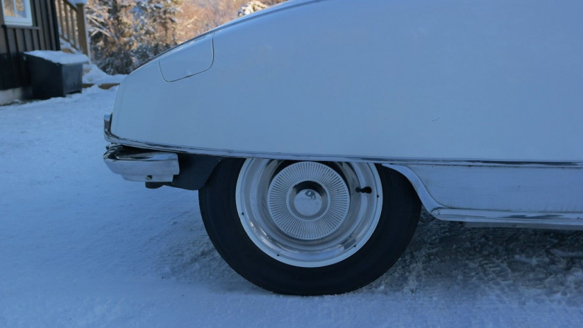 ¤ 1962 Citroën DS 19 Cabriolet " Le Caddy " par Chapron