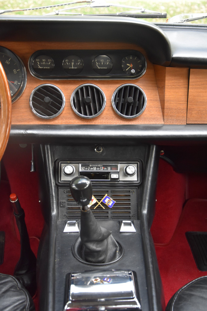 1967 Ferrari 330 GT 2+2