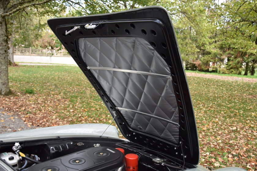 1967 Ferrari 330 GT 2+2