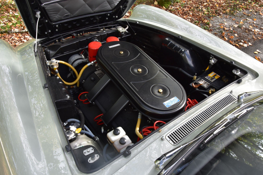 1967 Ferrari 330 GT 2+2