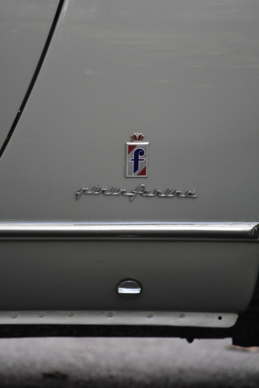 1967 Ferrari 330 GT 2+2