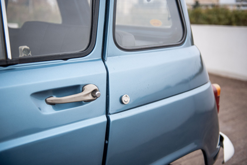 1981 Renault 4 GTL Sinpar 4x4  No reserve