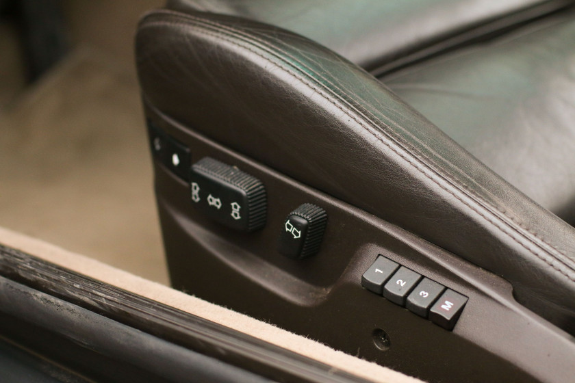 1991 BMW 850i  No reserve