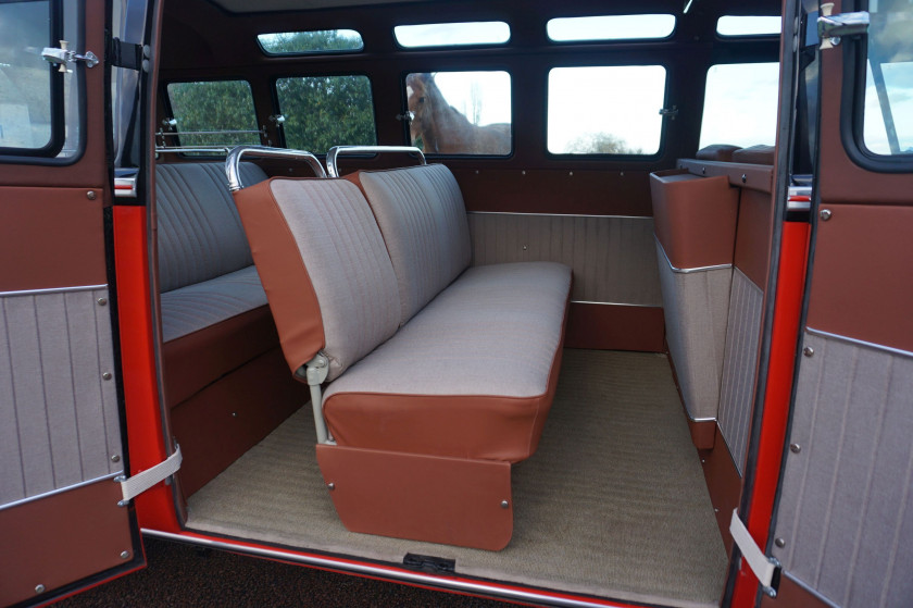 1968 VW Combi T1 modifié " Samba " 23 Fenêtres  No reserve