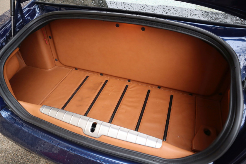 2011 Ferrari 612 Scaglietti F1 " One to One "  No reserve