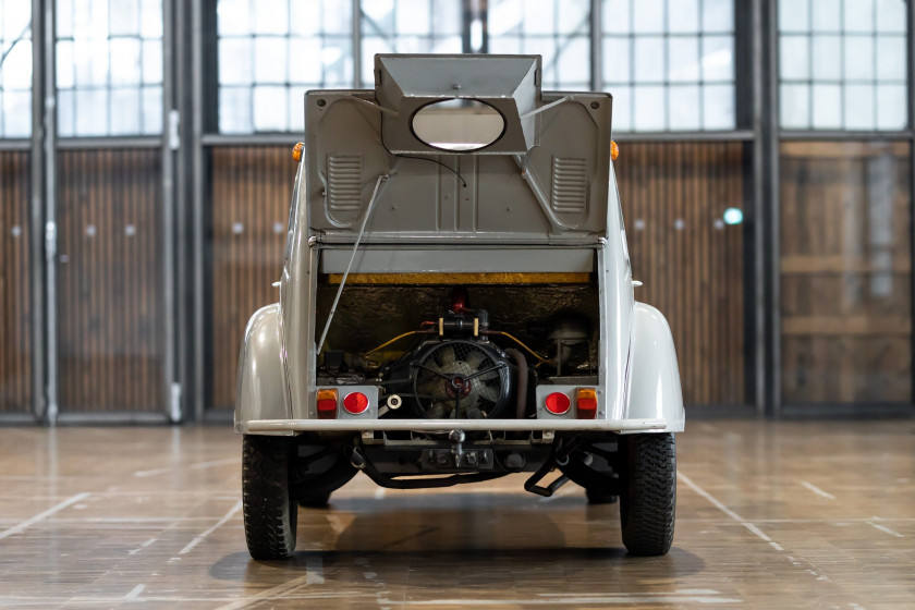 1961 Citroën 2 CV Sahara 4x4  No reserve