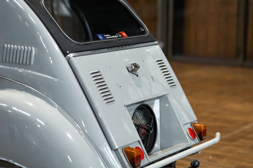 1961 Citroën 2 CV Sahara 4x4  No reserve