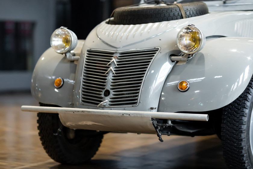 1961 Citroën 2 CV Sahara 4x4  No reserve