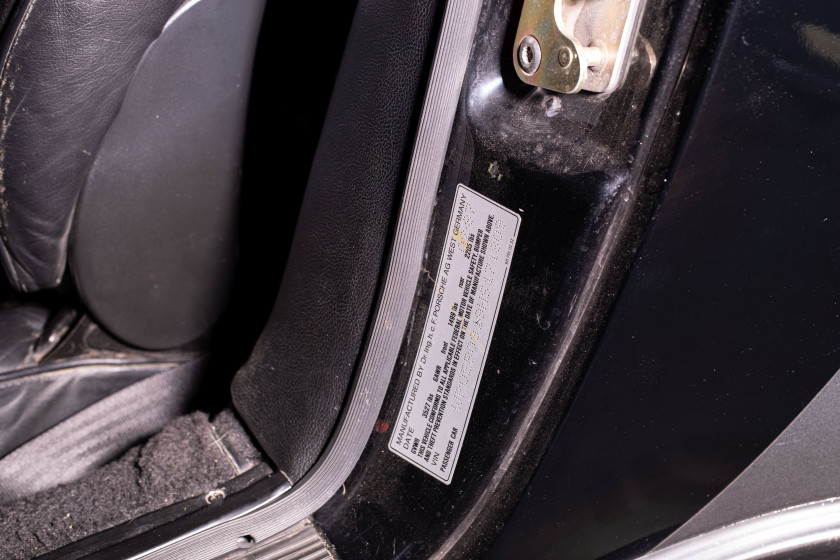 1987 Porsche 3,2L cabriolet Turbo Look  No reserve