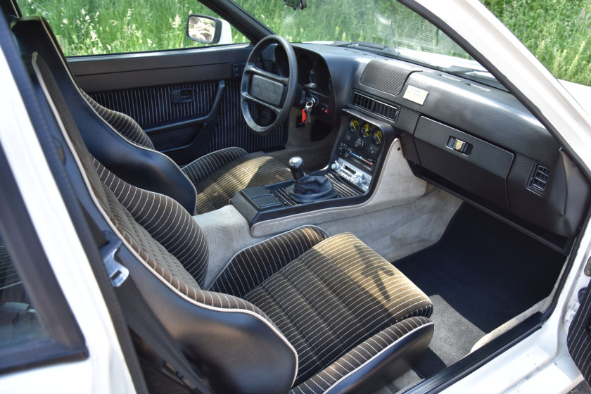 1984 Porsche 944 Rothmans n°38 / 100  No reserve