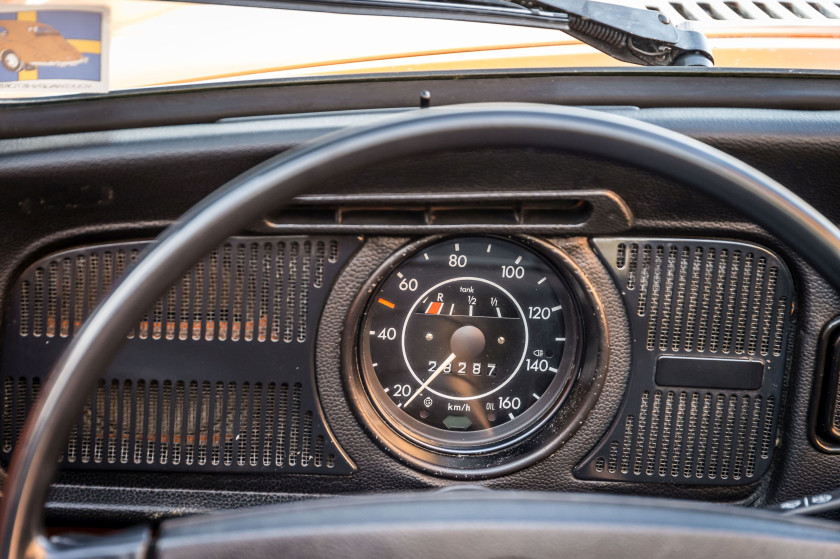 1972 Volkswagen Coccinelle 1302 LS Cabriolet Karmann  No Reserve