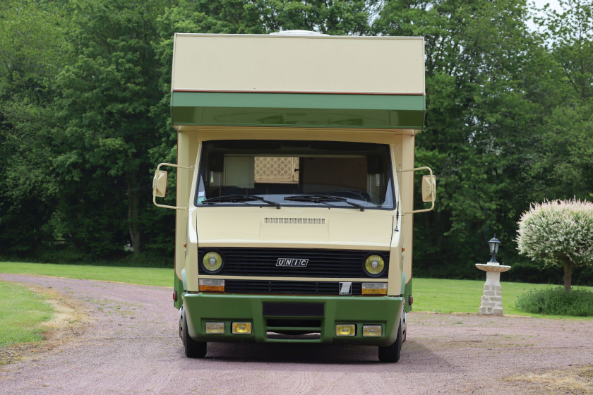 1979 Unic 35.8 Camping-car par Holidaycar  No reserve