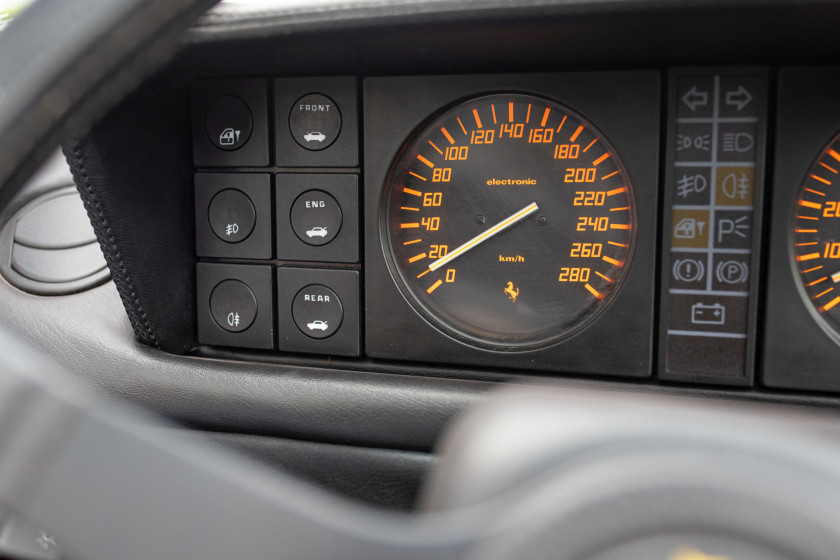 1987 Ferrari Mondial 3,2L cabriolet  No reserve