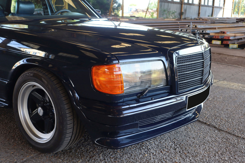 1984 Mercedes-Benz 500 SEL ex- Jean-Paul Belmondo  No Reserve