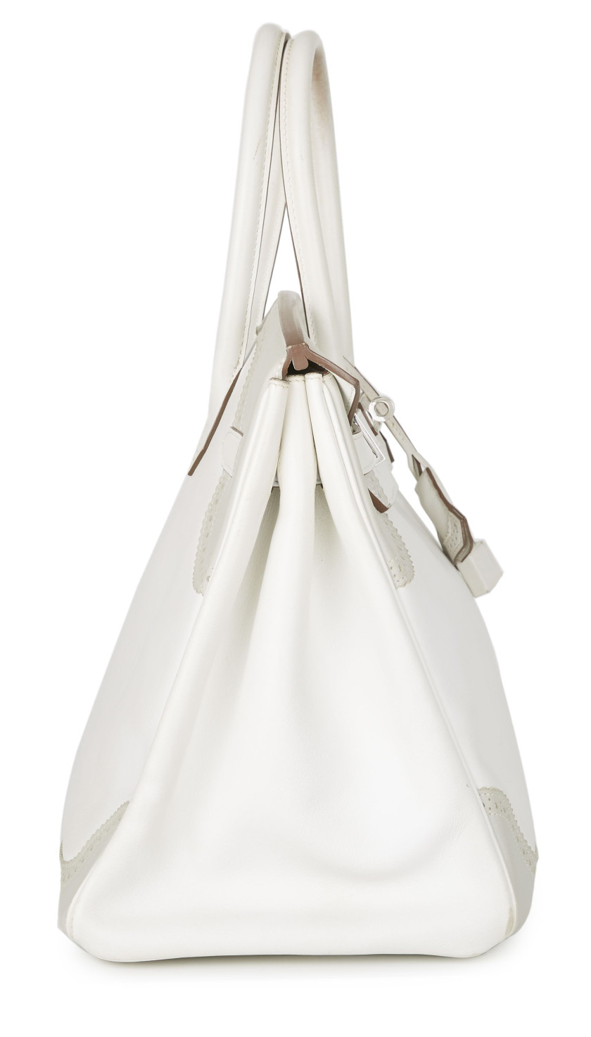 HERMÈS Édition Limitée 2013  Sac BIRKIN GHILLIES 35 Veau Swift blanc et Gris Perle Garniture métal argenté palladié R...